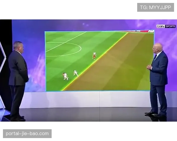 英超官方发布最新一期《比赛官员麦克风》节目，公开裁判判罚沟通细节